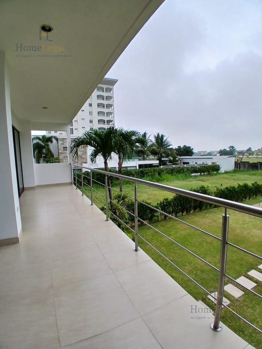 Venta de Departamento en Samborondón - Isla Mocolí en El Primer Piso con Ascensor Directo Am, Guayas — imagen 9