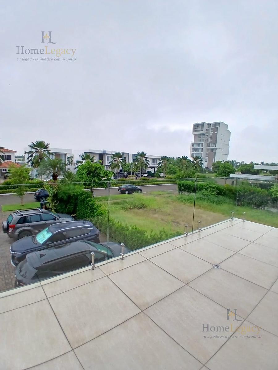 Venta de Departamento en Samborondón - Isla Mocolí en El Primer Piso con Ascensor Directo Am, Guayas — imagen 8