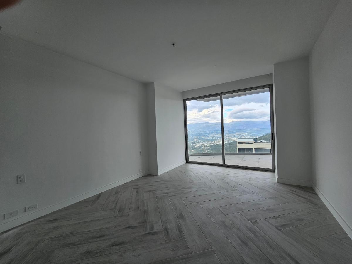 Departamento de Lujo en Venta, Sector Gonzalez Suarez — imagen 8
