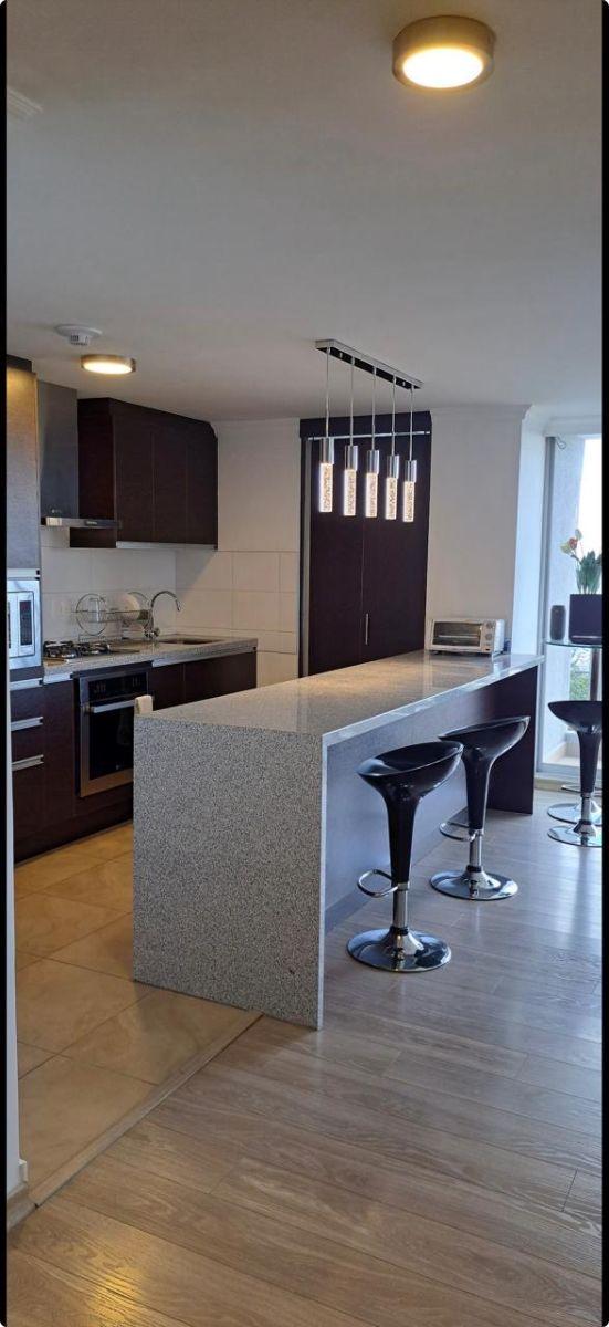 Vendo de Lujo, Hermosa Vista a La Ciudad Departamento Sector El Bosque, 3 Dorm. — imagen 9