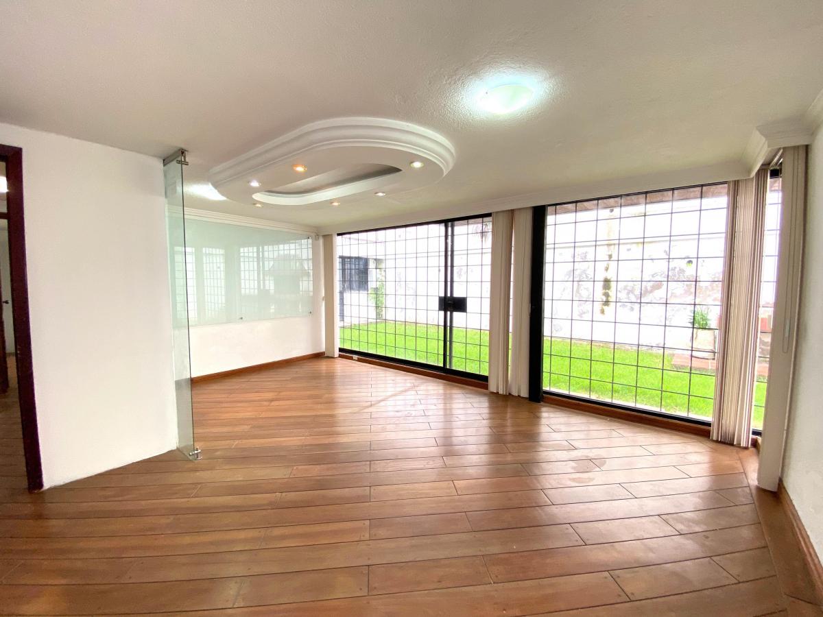 Casa de Venta - Renta Ideal Empresas Negocios Sector Udla Granados — imagen 7