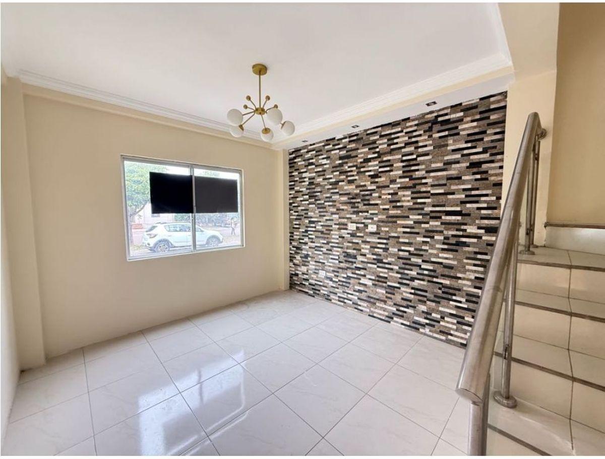Venta de Casa con Jacuzzi en La Urb La Joya Etapa Gema Vía Aurora, Guayas — imagen 9
