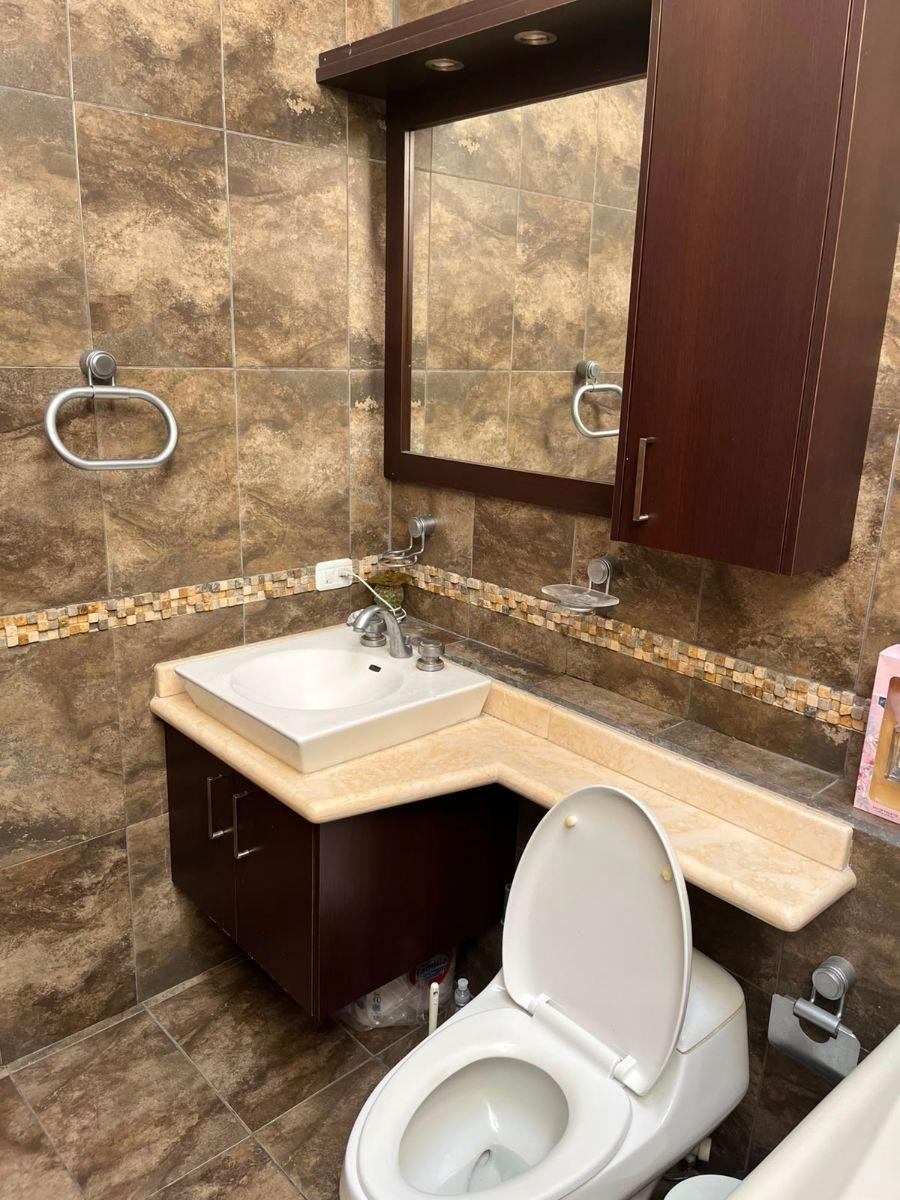 Vendo en Quito, Casa Renovada Precio Rebajado! — imagen 3