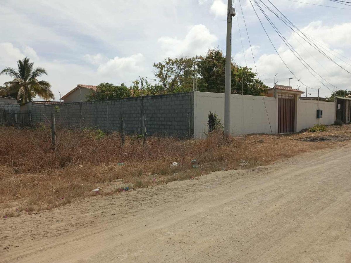 Venta de Casa Salinas - Parroquia Jose Luis Tamayo P. Pincay — imagen 8