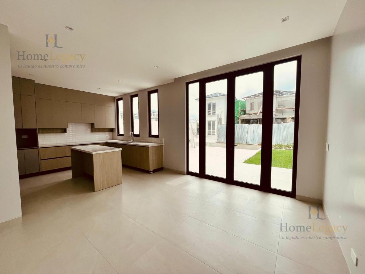 Venta de Casa a Estrenar en Aires Norte, Samborondón | 214 m² | Terraza Am, Guayas — imagen 3