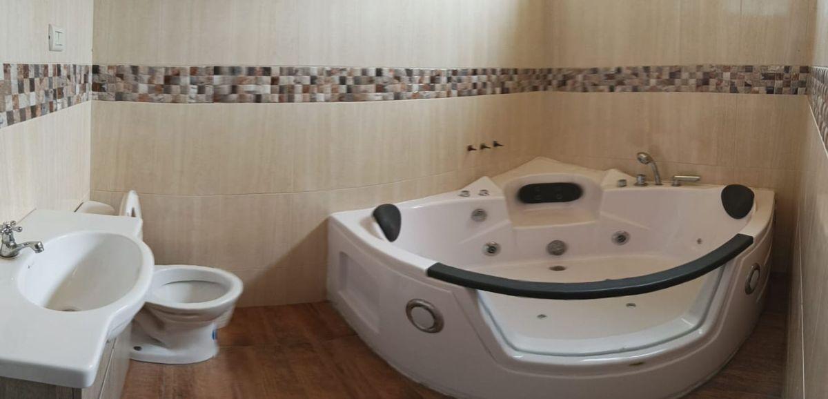 Casa Rentera de Venta en Manta Zona Sur, Manabí — imagen 3