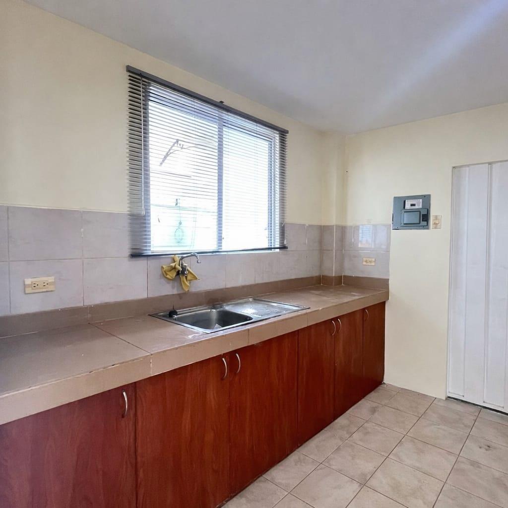 En Venta Casa Urbanización Compostela (Jkcal), Guayas — imagen 6