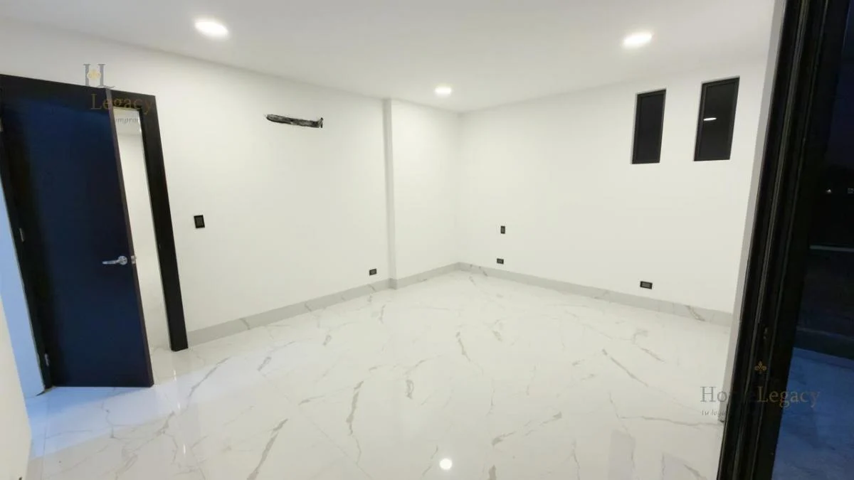 Venta de Casa por Estrenar con Piscina – Sector Uees, Samborondón Am, Guayas — imagen 5
