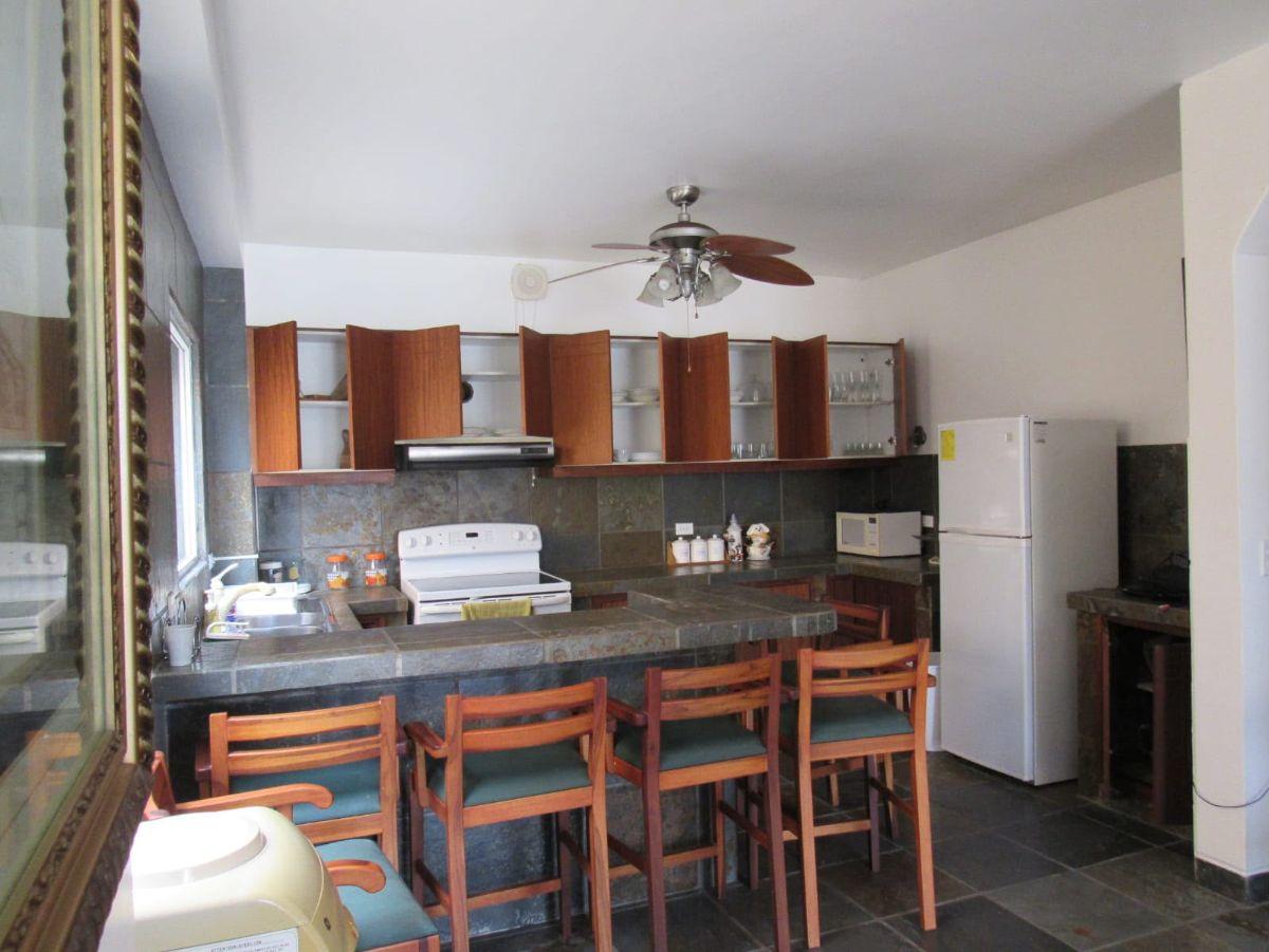 Venta Departamento Amplio Vista Al Mar Tonchigue, Atacames — imagen 8