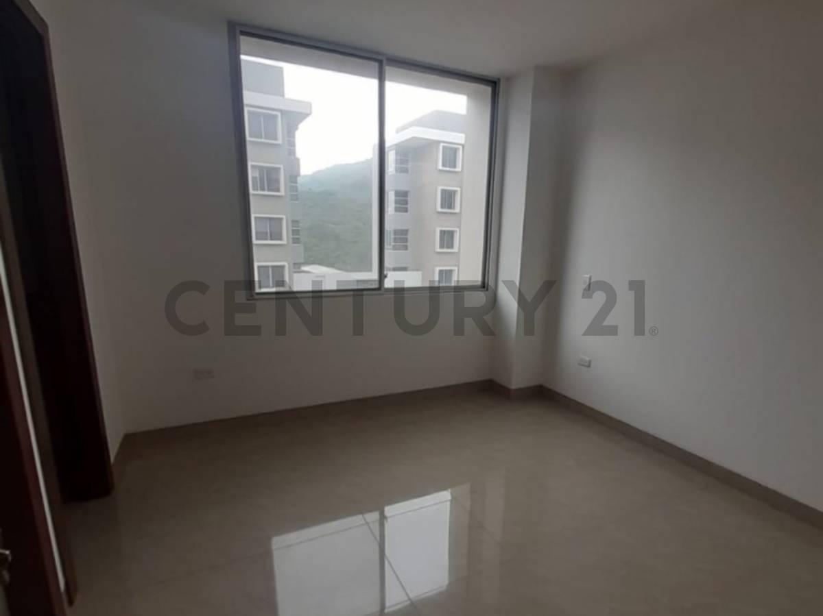 Venta Departamento en Urb. Bosques de Los Ceibos, Guayas — imagen 3