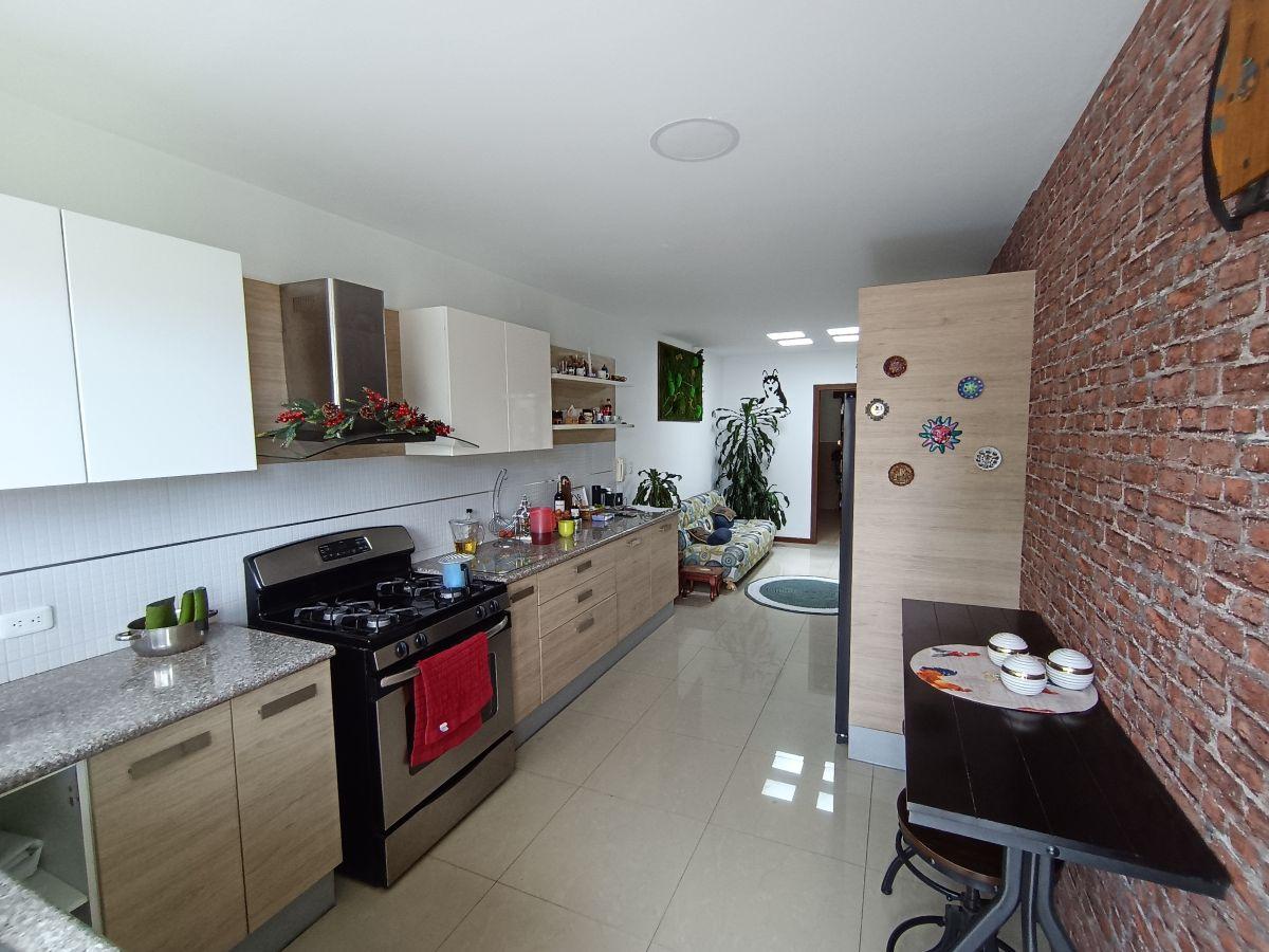 Casa de Venta con 3 Habitaciones en Cumbaya Lumbisi — imagen 9
