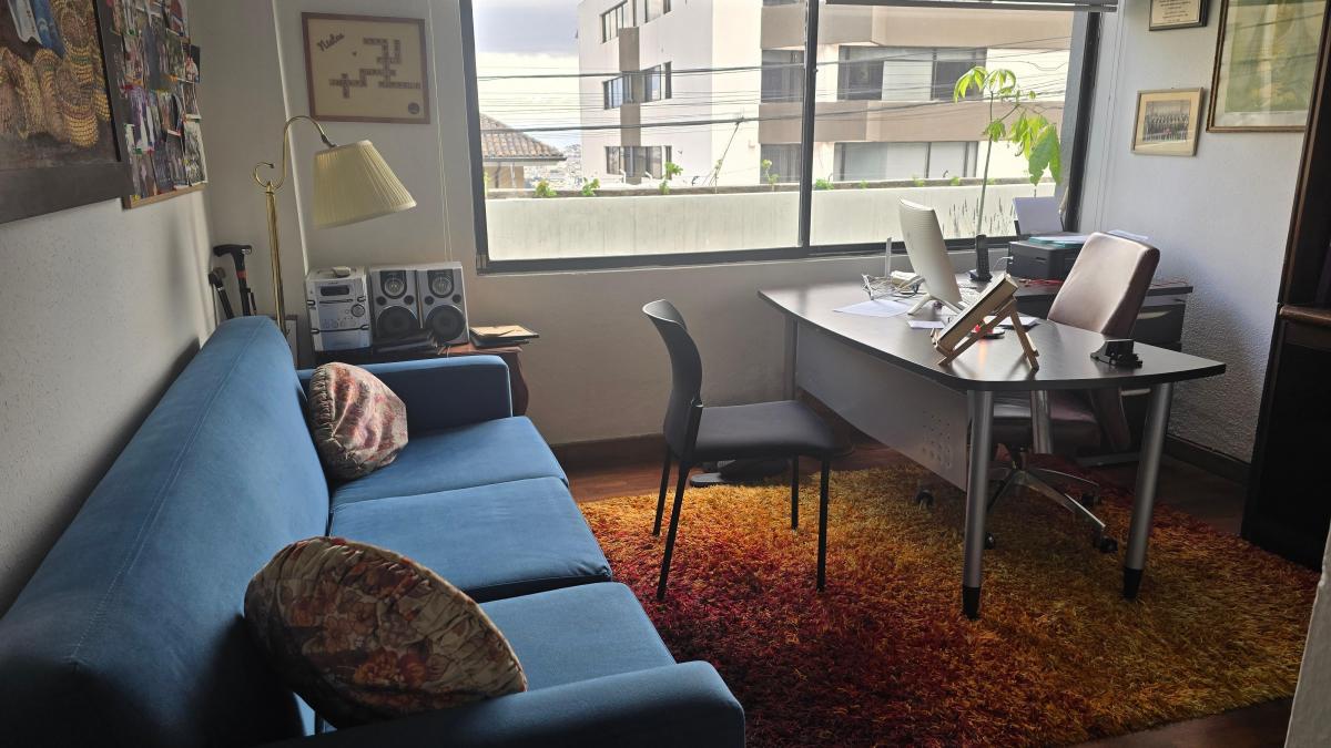 Departamento Remodelado con Jardín Privado en El Mejor Sector de Quito Tenis — imagen 7