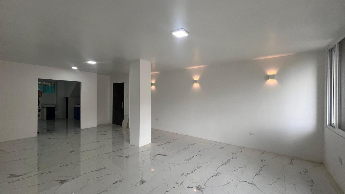 Departamento en Venta en Urdesa Central Elimo, Guayas — imagen 8