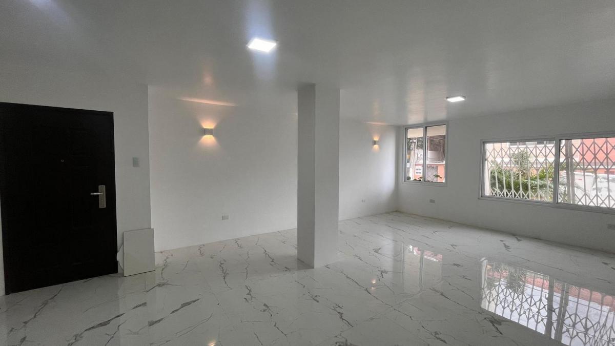 Departamento en Venta en Urdesa Central Elimo, Guayas — imagen 7