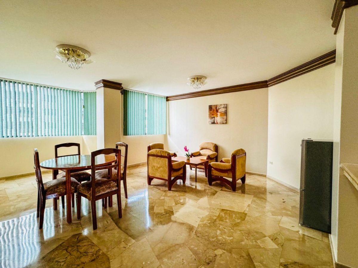 Venta de Departamento de 2 Habitaciones Amoblado en Av Flavio Reyes, Manta, Manabí — imagen 9