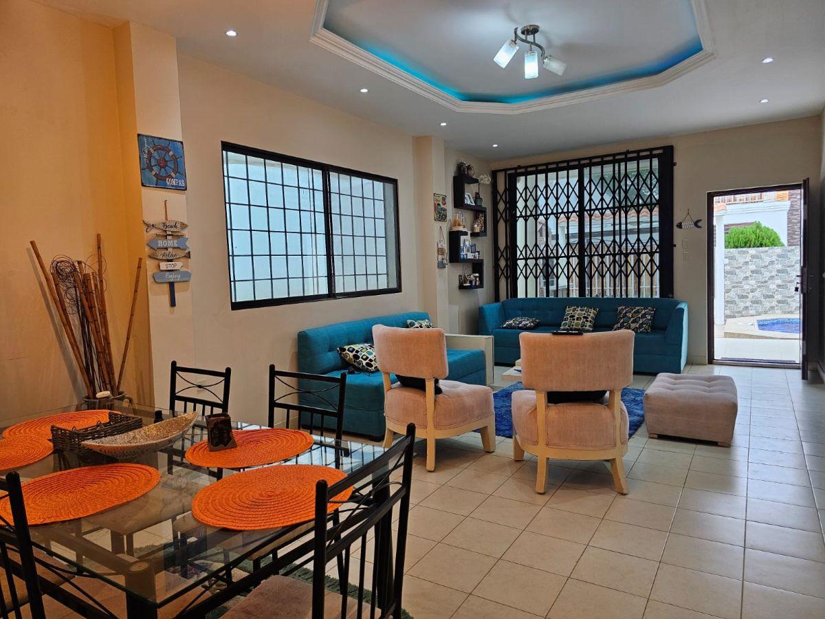 Vendo Casa de Una Planta con Piscina - L. Arias, Guayas — imagen 5