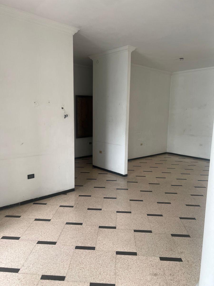 Venta en Urdesa, Calle Cedros, Terreno 1.580 m², Construcción 420 m², Casa P. Baja, Guayas — imagen 6