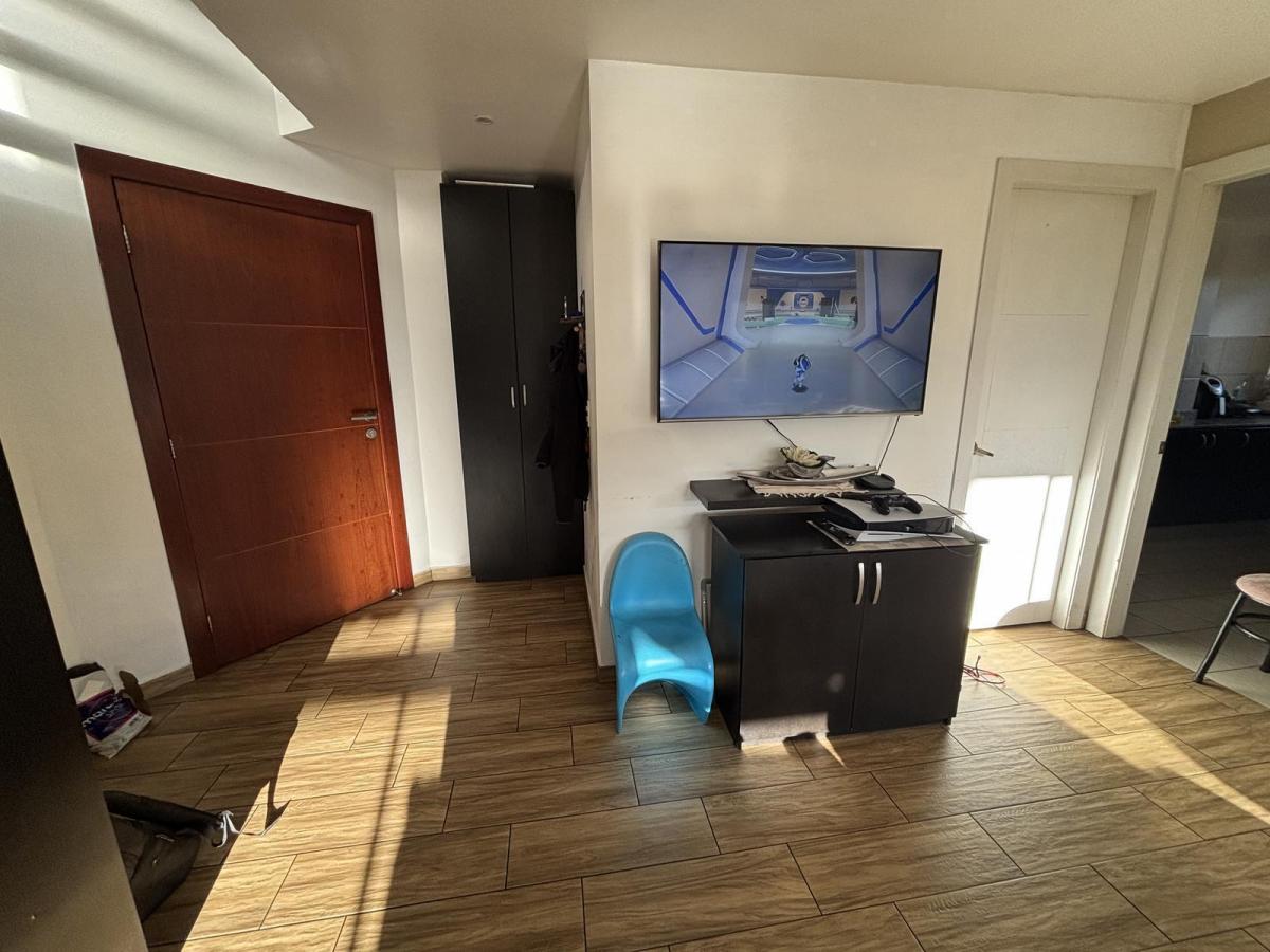 Vendo Departamento Dúplex con Patio Monteserrin — imagen 10