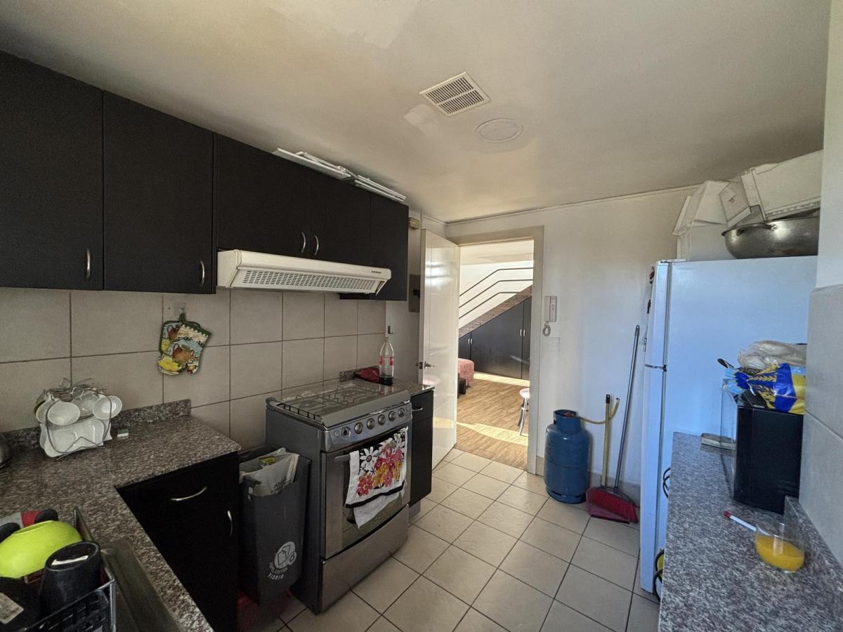 Vendo Departamento Dúplex con Patio Monteserrin — imagen 9