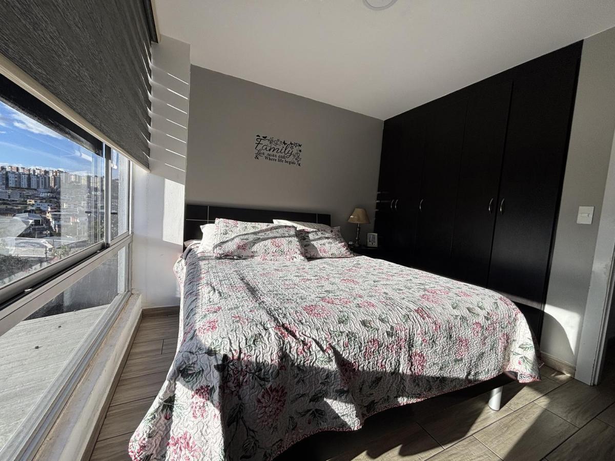 Vendo Departamento Dúplex con Patio Monteserrin — imagen 3