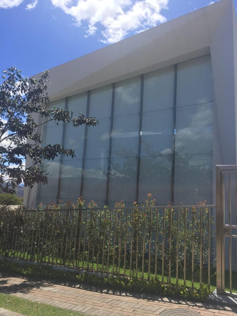 Casa de Lujo Minimalista en El Rancho San Francisco — imagen 7