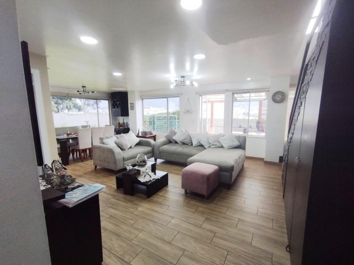 Monteserrin, Platinum Plaza 190 M²,parqueadero y Jardin Independiente — imagen 10