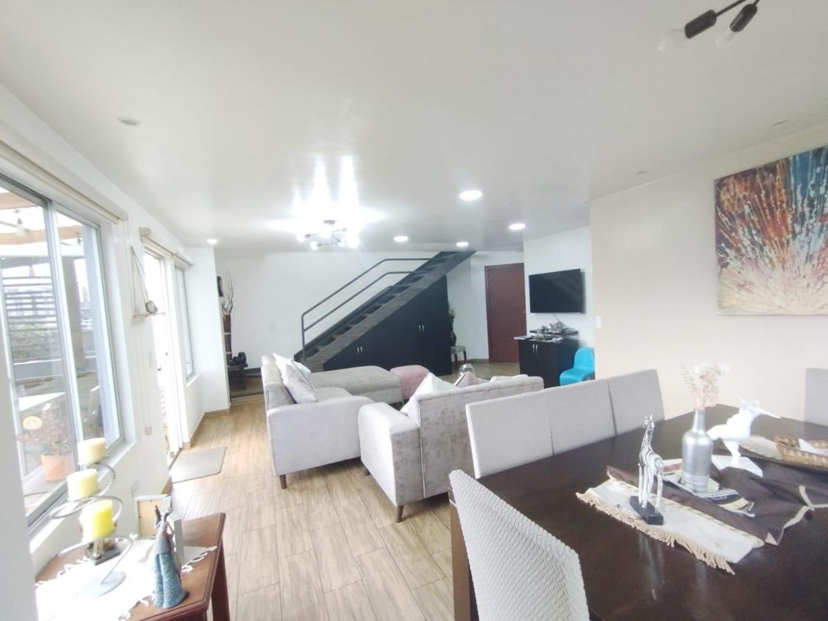 Monteserrin, Platinum Plaza 190 M²,parqueadero y Jardin Independiente — imagen 9