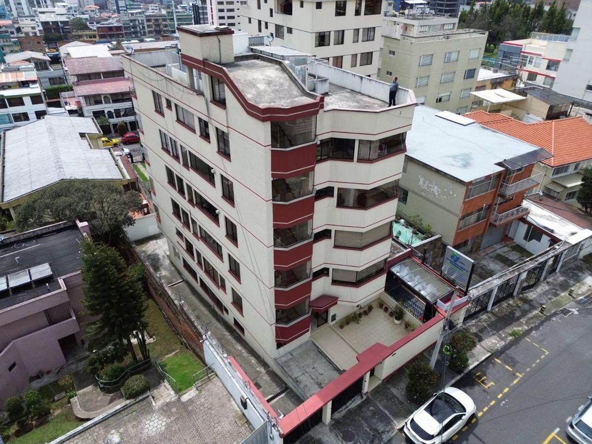 Departamento de 3 Dorm. en Centro Norte de Quito — imagen 10