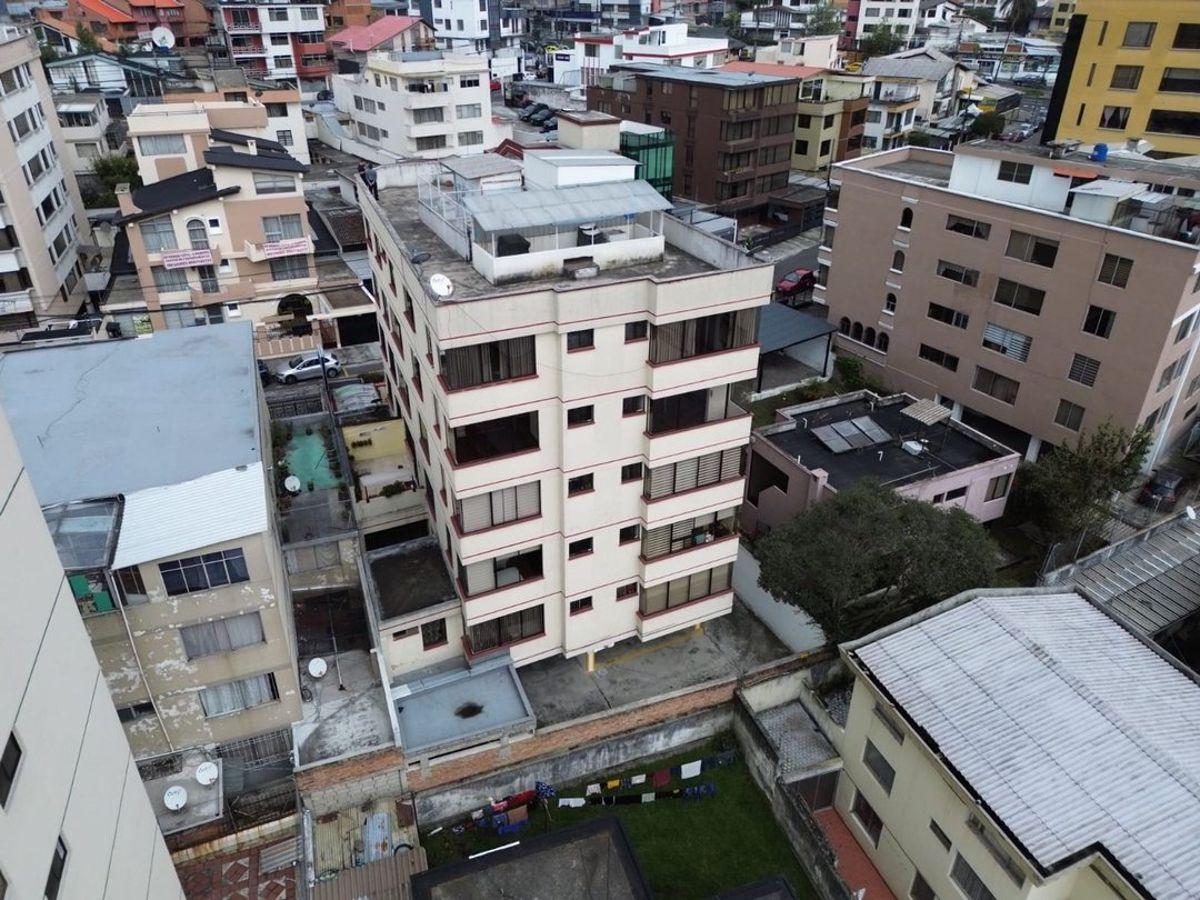 Departamento de 3 Dorm. en Centro Norte de Quito — imagen 9