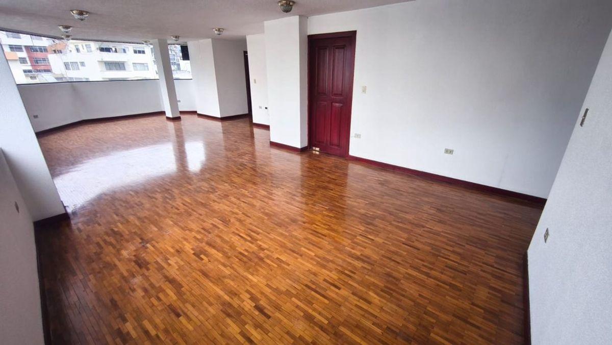 Departamento de 3 Dorm. en Centro Norte de Quito — imagen 5