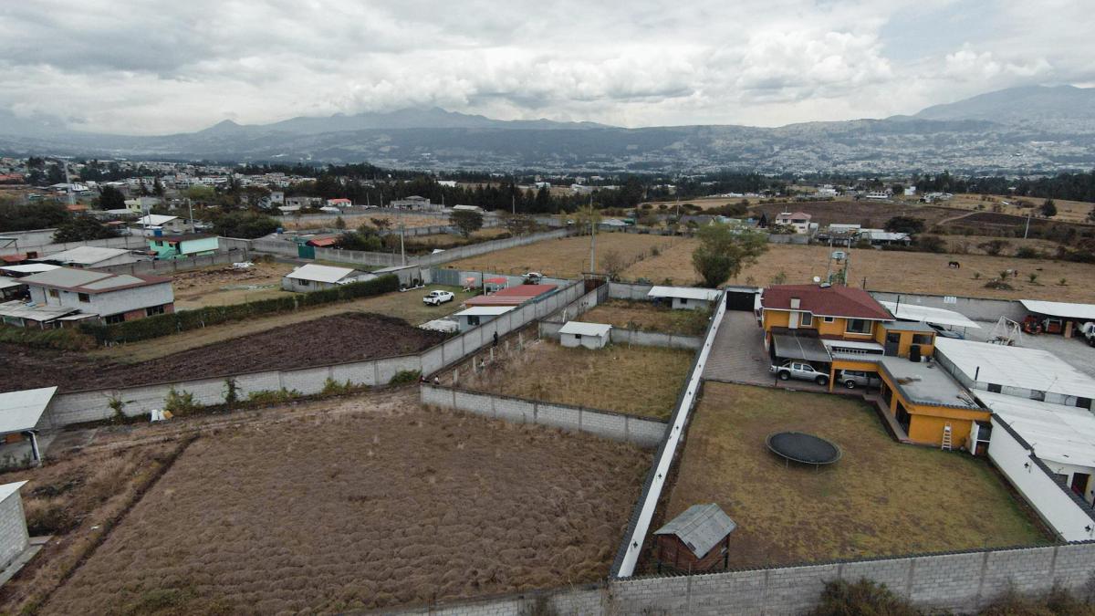 Terreno Alangasí a 5 Minutos de El Colibrí — imagen 3