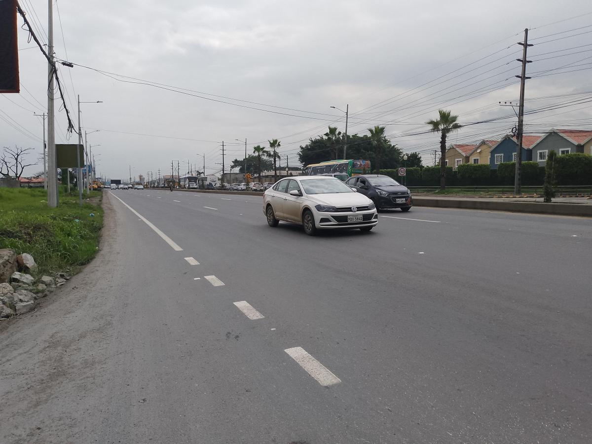 Via Samborondon Km 11 1/2 Terreno Comercial o Residencial, Guayas — imagen 9
