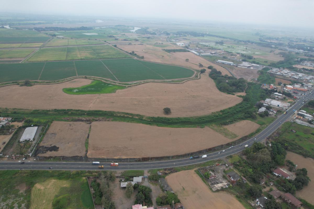 Terreno Comercial Industrial Babahoyo - Guayaquil A. Salazar, Los Ríos — imagen 4