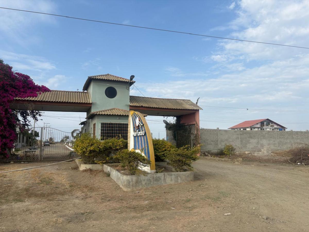 Terreno de 300 m² en Venta en Centro de Playas, Urbanización Marparaiso, Guayas — imagen 9