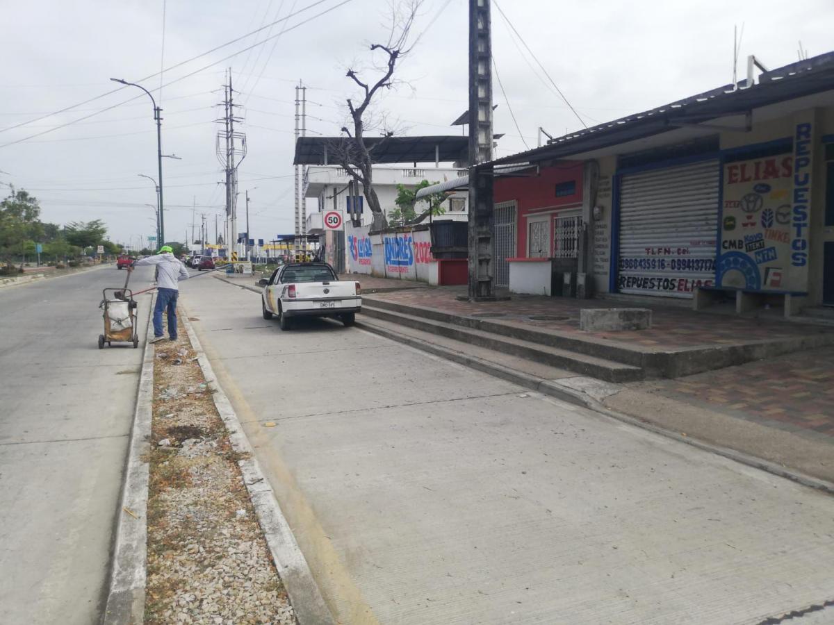 Bodega con 2 Locales Comerciales en Daule, Guayas — imagen 9