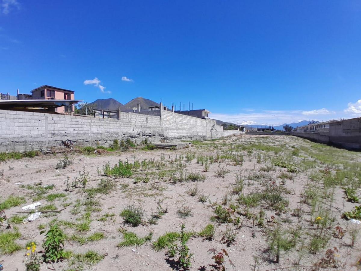 Terreno de 3942 m² en Venta en Mitad del Mundo — imagen 9