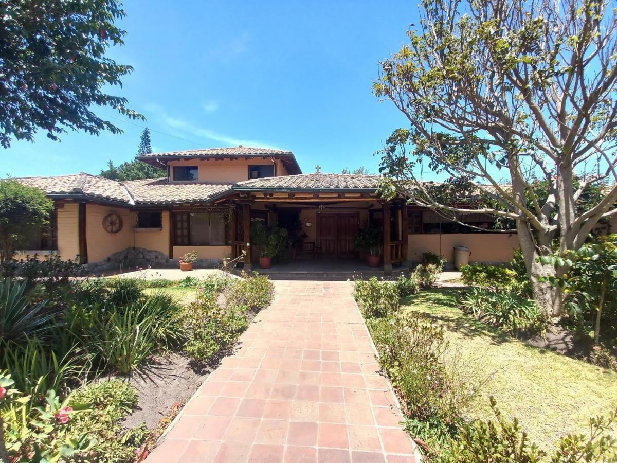 Bajo de Precio! Vendo Casa de 1 Nivel Tipo Quinta Urbanización Cumbayá Tumbaco — imagen 10