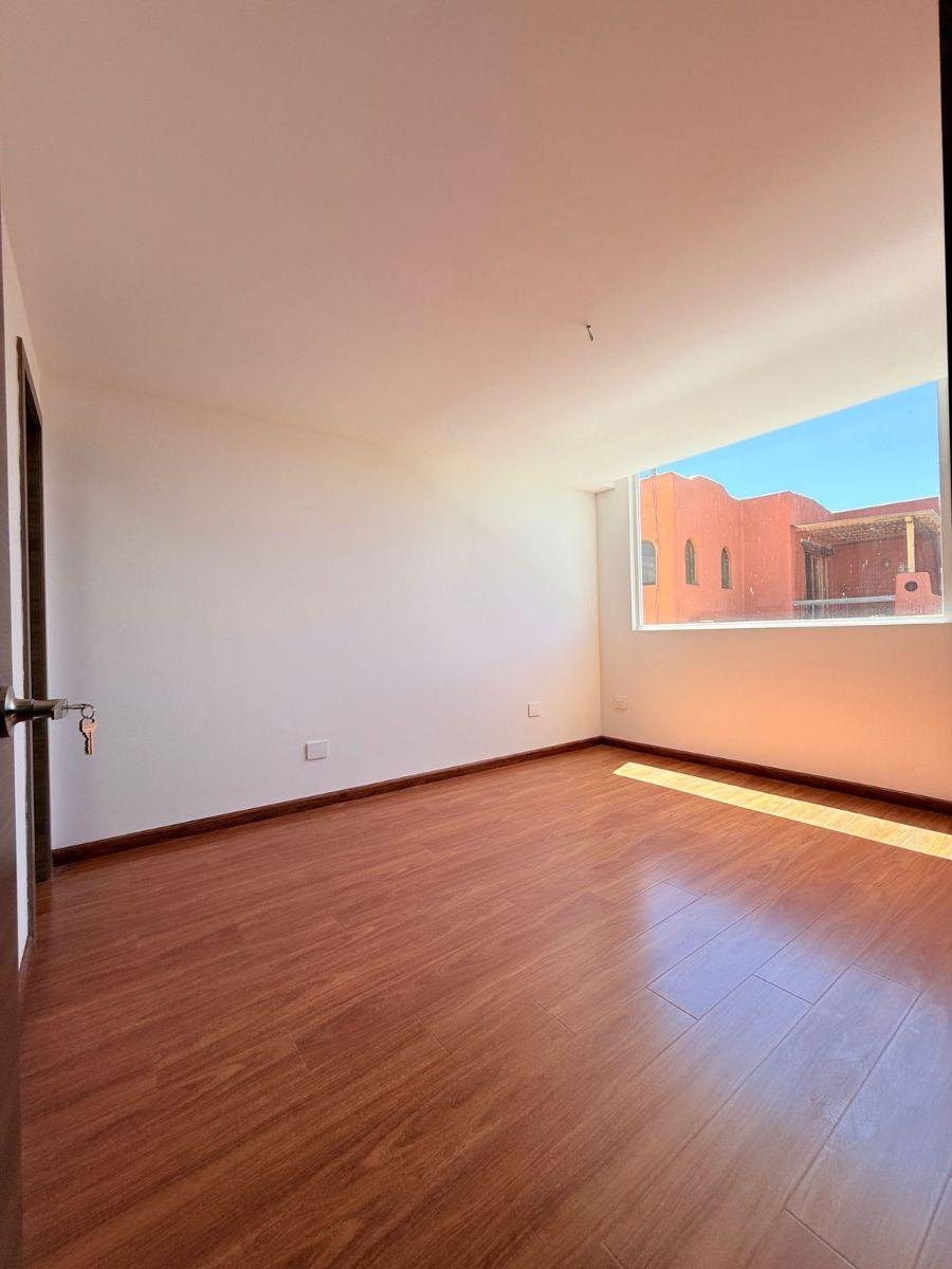Casa Venta de Lujo en Cumbayá con Vista Al Valle — imagen 3