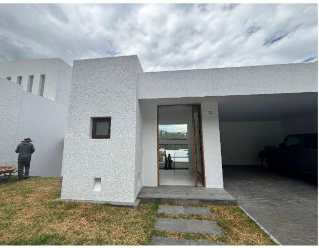 Casa de Venta en Urbanización de Lujo en Nayón — imagen 10
