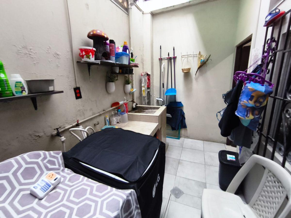 Venta de Casa Rentera, sur, Coop, Claveles 1 - A. Maidana, Guayas — imagen 4