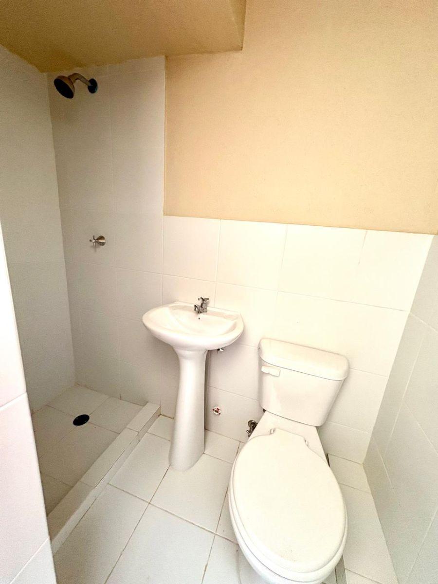 Vía a La Costa - Costabrisa. Vendo Casa de Estreno, 3 Dorm., Guayas — imagen 4