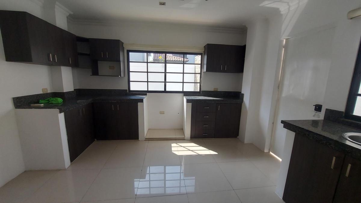 Casa en Vía a La Costa, Guayas — imagen 3