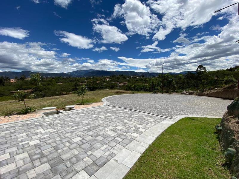 Precioso Terreno en Exclusiva Urbanización en Tumbaco 250.000usd! — imagen 7