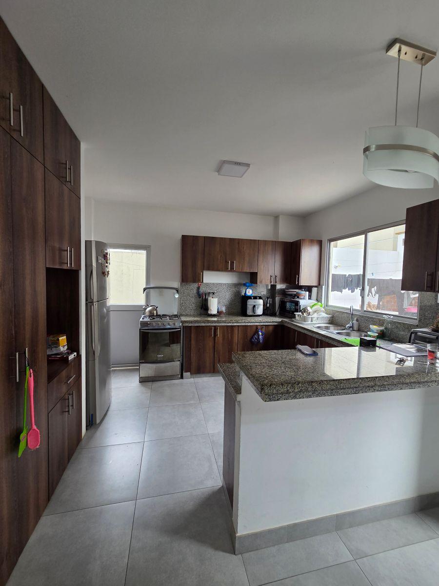 Venta Casa Urb. La Joya Etapa Oro, 3 Dorm., Guayas — imagen 8