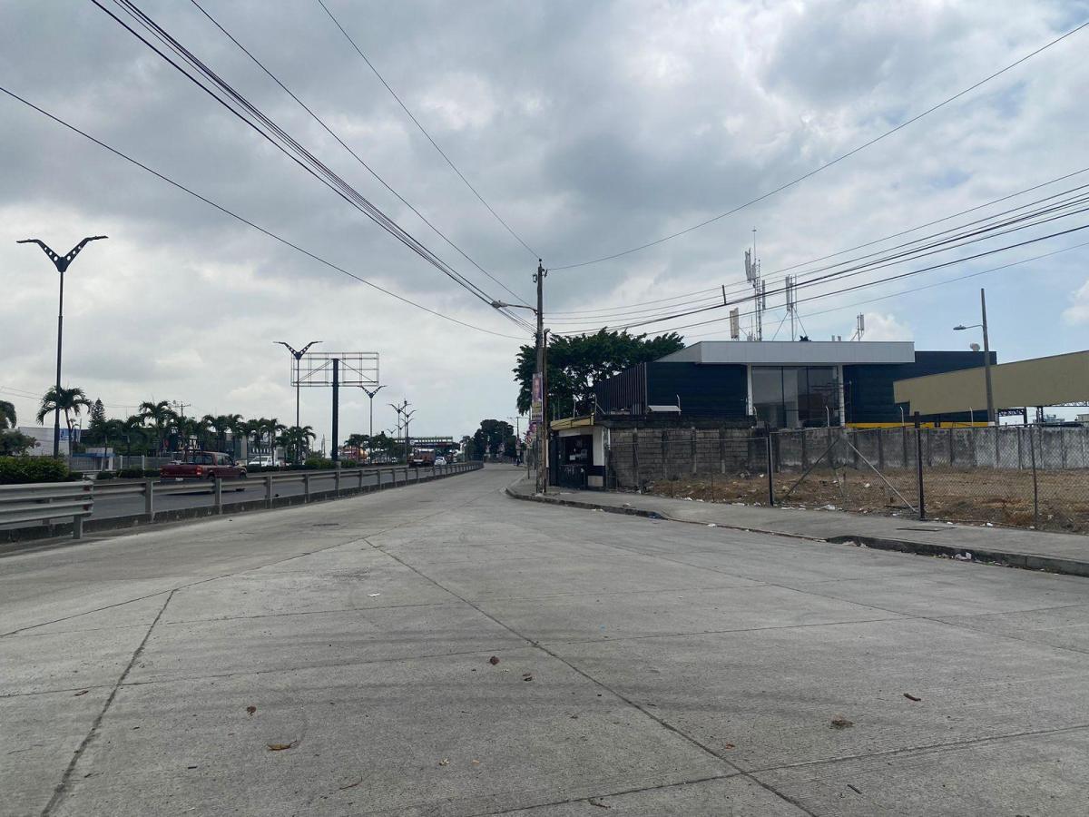 Se Vende Terreno Comercial de 1.768 m² Norte de Guayaquil - K. Aguirre, Guayas — imagen 9