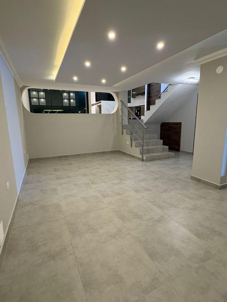 Casa de 270 m² con 3 Dorm. en Venta en San Isidro del Inca — imagen 9