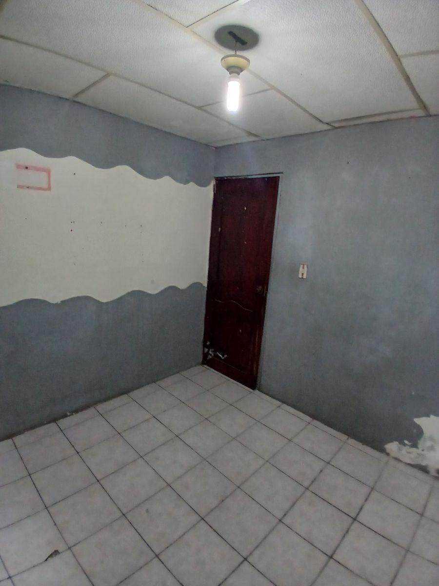 Hermosa Casa de Una Planta en Huancavilca Norte en Urbanización Cerrada, Guayas — imagen 7