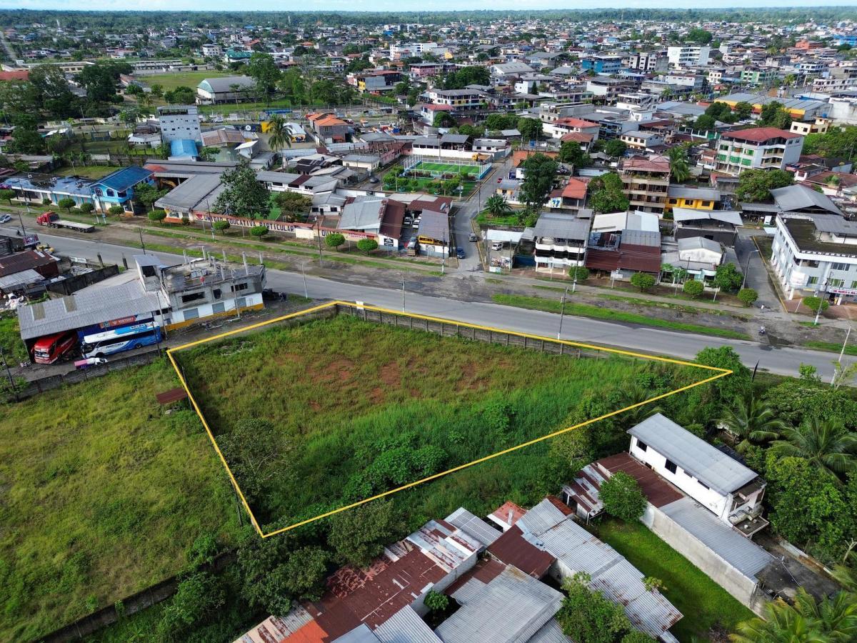 Terreno Urbano de 2.201 m² en Av Gonzalo López Marañón — imagen 7