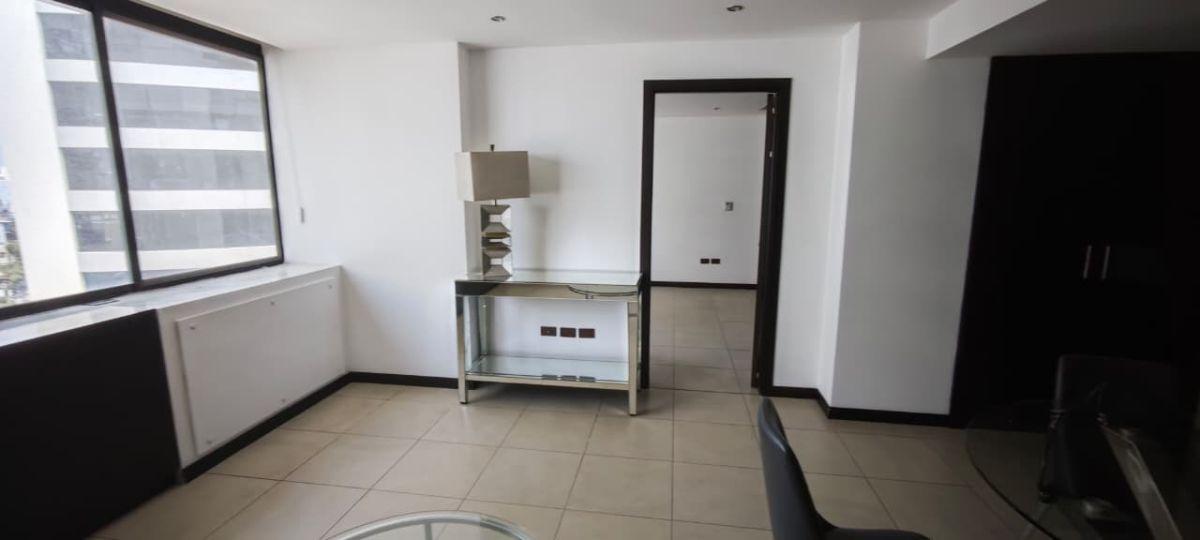 Se Vende Departamento Semi Amoblado en Bellini I en Puerto Santa Ana, Guayas — imagen 5