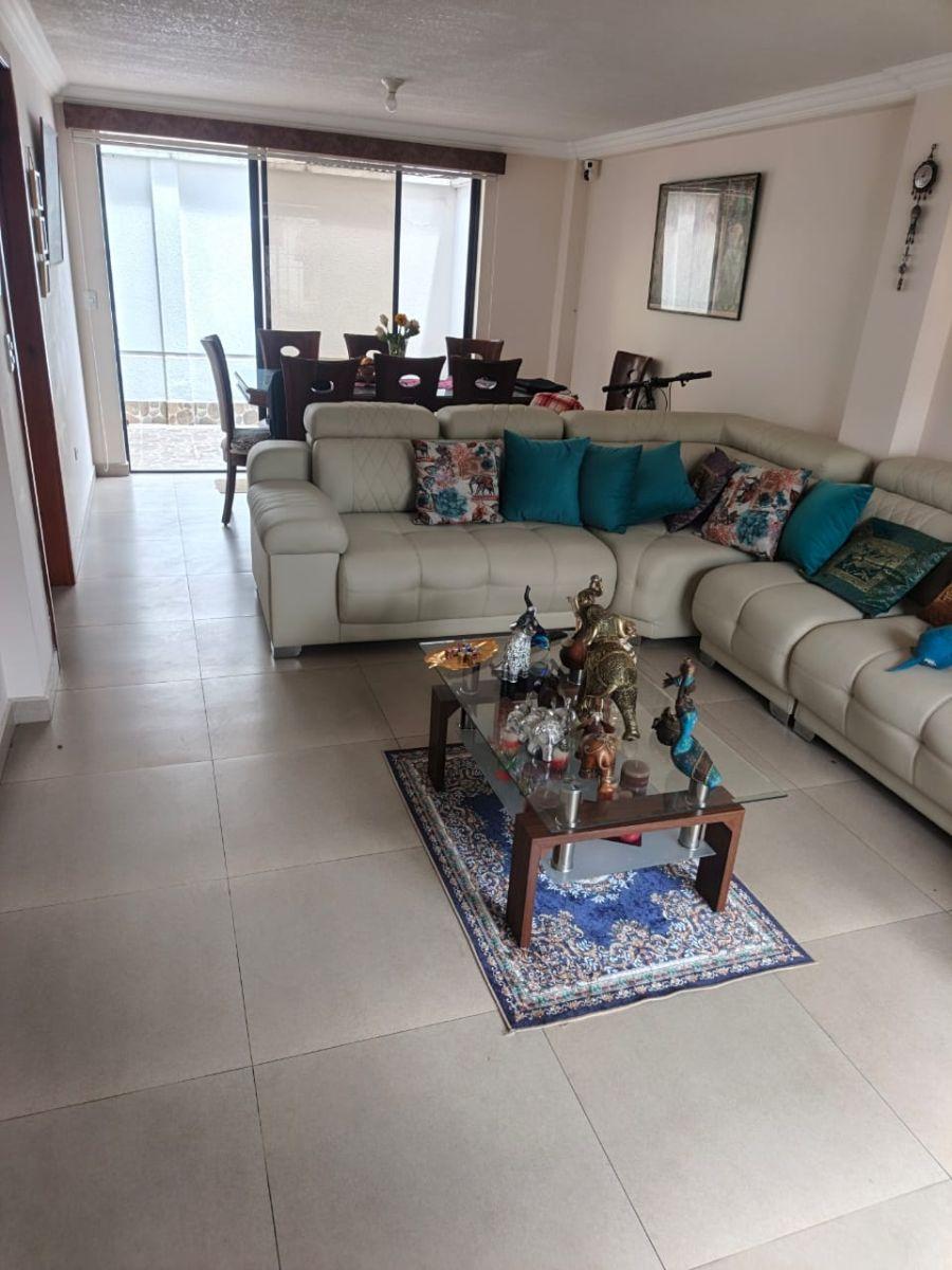 Casa en Venta en El Centro de Conocoto — imagen 8